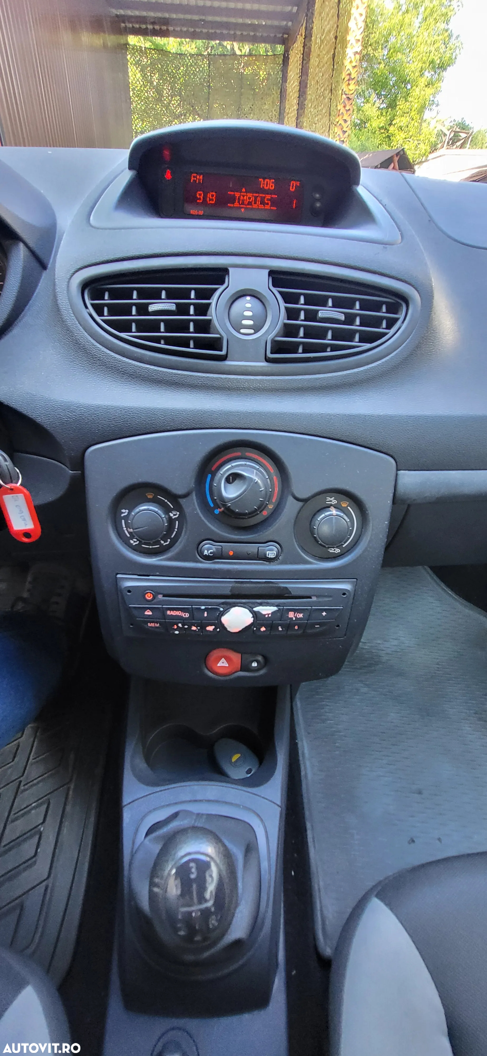 Renault clio - 15