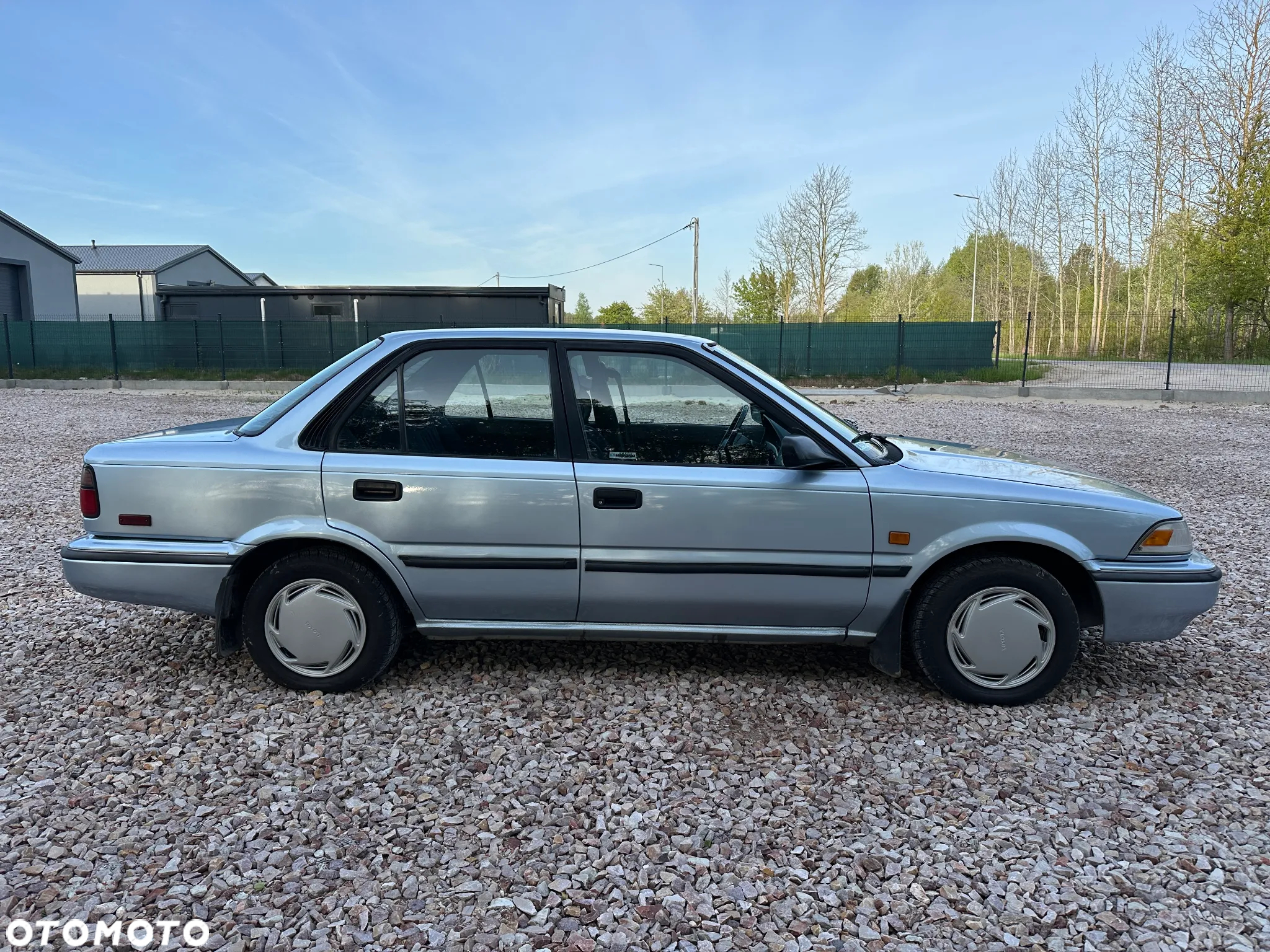 Toyota Corolla 1.6 XLi - 8