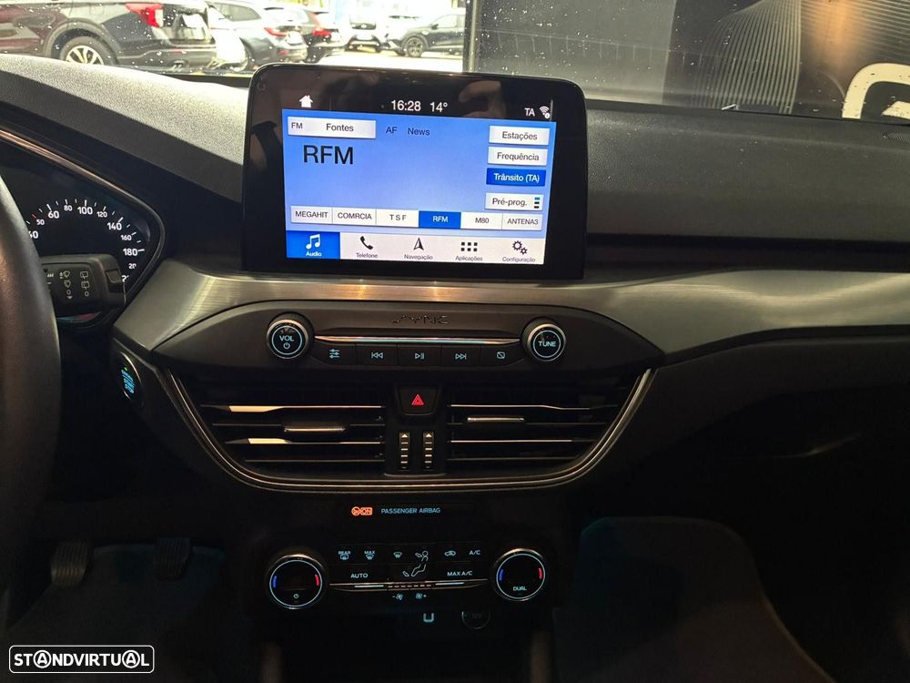 Ford Focus SW 1.5 TDCi EcoBlue Titanium - 21