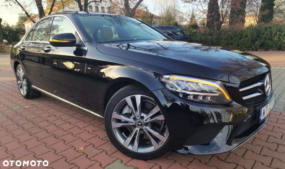 Mercedes-Benz Klasa C 300 9G-TRONIC Avantgarde - 2