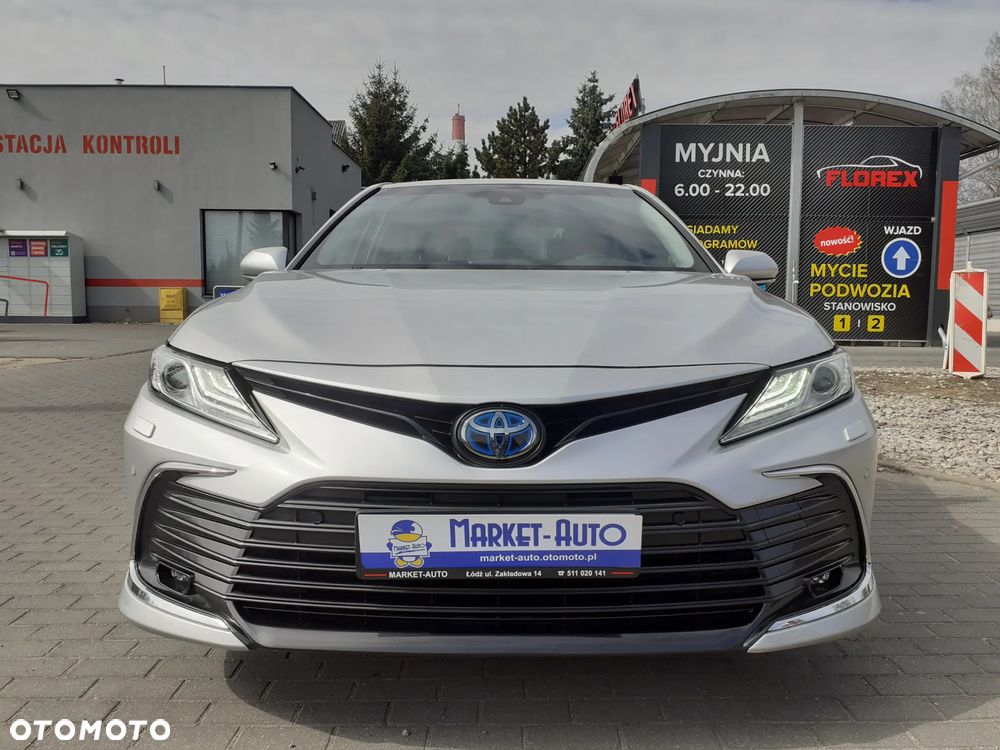Toyota Camry 2.5 Hybrid Executive CVT - 8