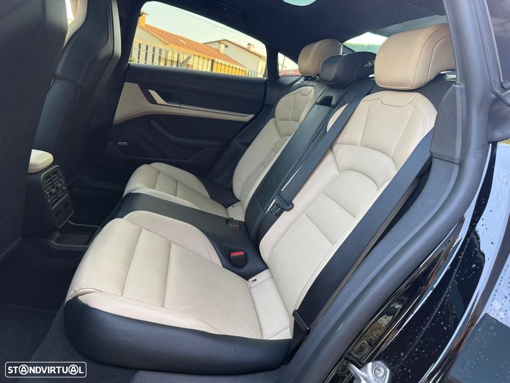 Porsche Taycan bateria Performance Plus - 12