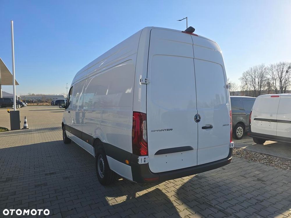 Mercedes-Benz Sprinter 319 CDI Long PRO 9G-Tronic - 8