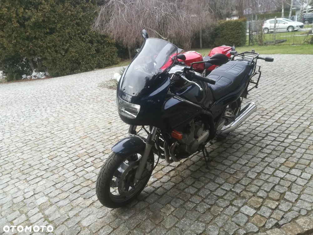 Yamaha XJ - 6