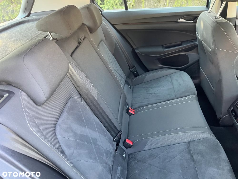 Volkswagen Golf 1.4 eHybrid OPF DSG Style - 8