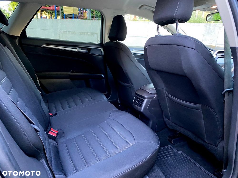 Ford Mondeo 2.0 TDCi Titanium - 9