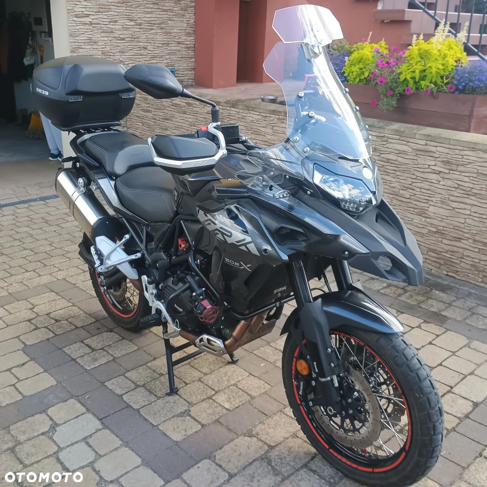 Benelli TRK 502X - 8