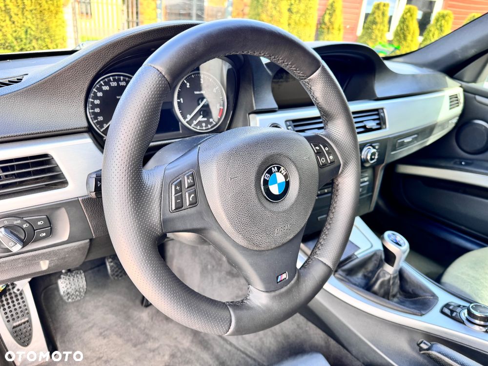 BMW Seria 3 320d - 17