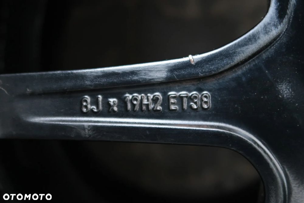 271 Felga Aluminiowa Mercedes A2534011800 8x19et38 - 3