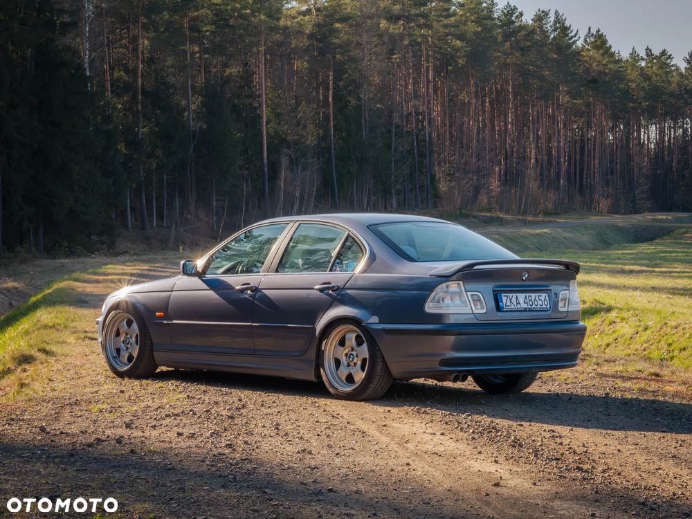 BMW Seria 3 - 1