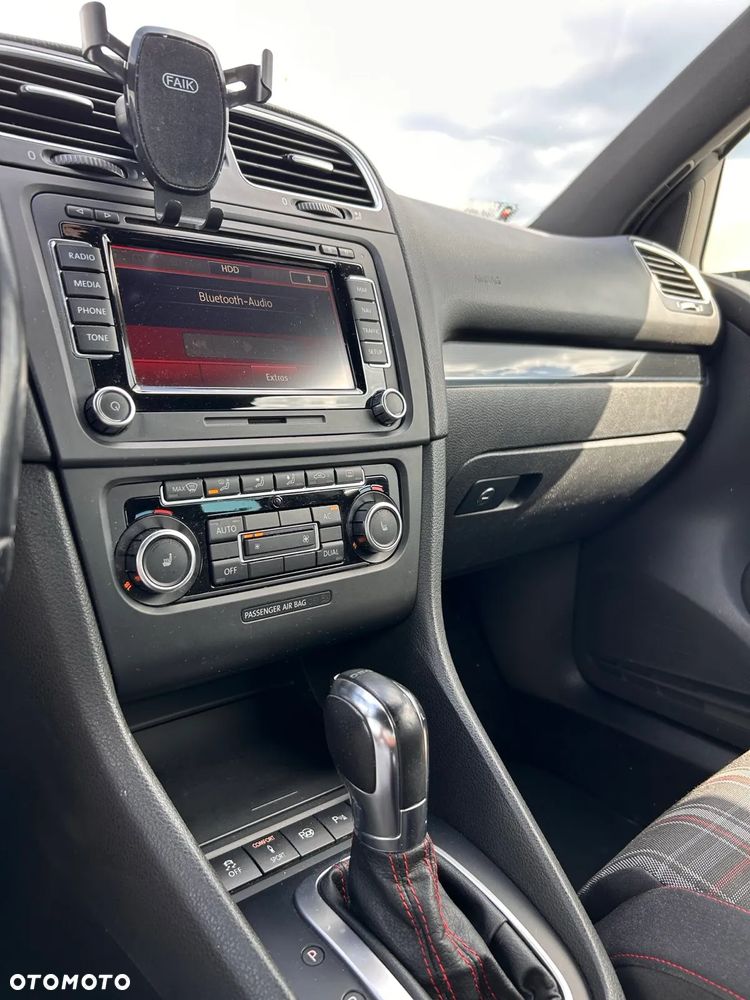 Volkswagen Golf VI 2.0 TSI GTI DSG - 11