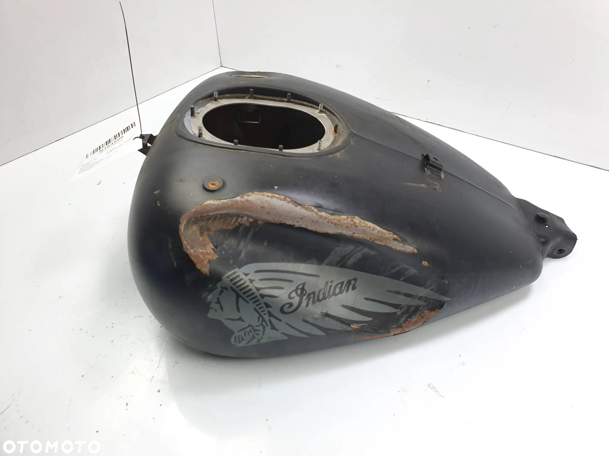 INDIAN CHIEF DARK HORSE 1800 2016 zbiornik paliwa - 5