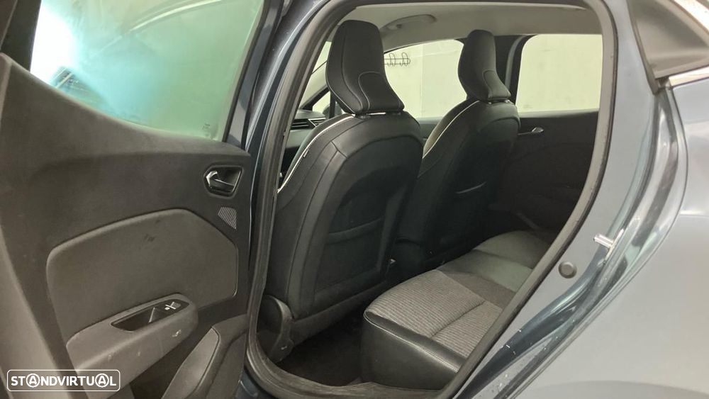 Renault Clio TCe 100 INTENS - 6