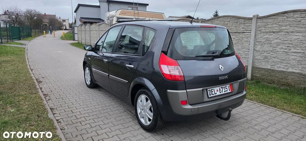 Renault Scenic - 18