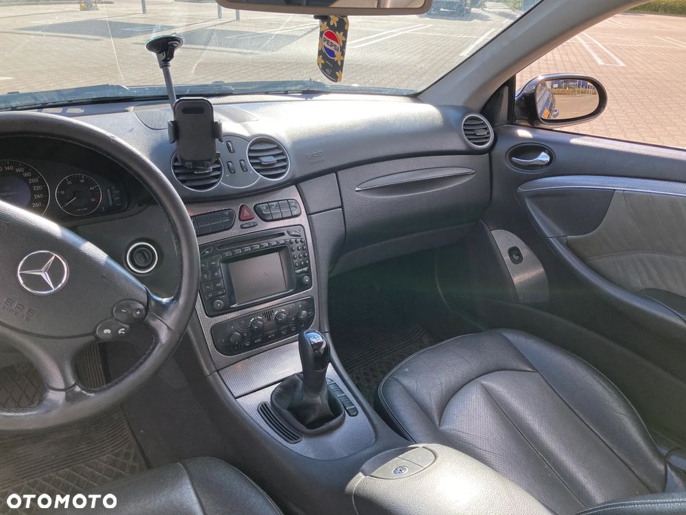 Mercedes-Benz CLK 270 CDI Avantgarde - 16