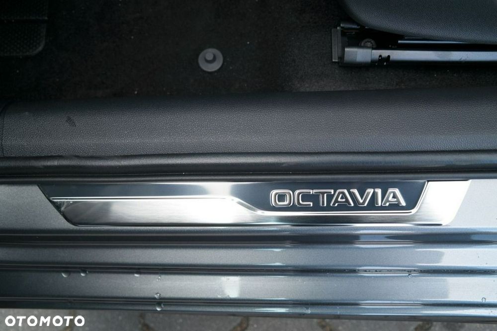 Skoda Octavia - 30