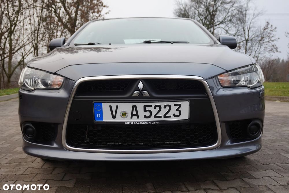 Mitsubishi Lancer - 23