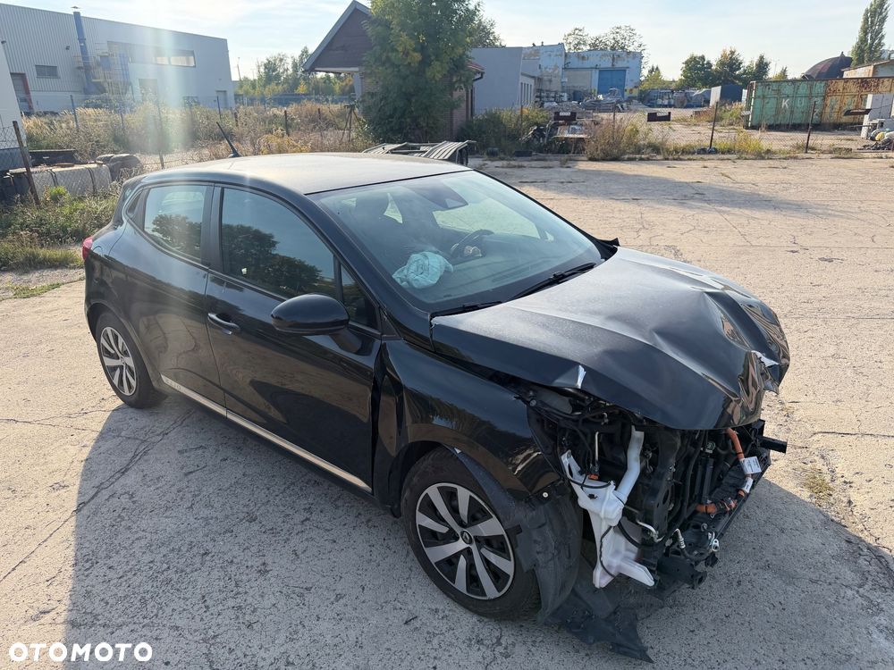 Renault Clio - 7