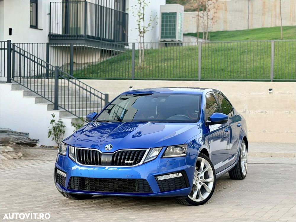 Skoda Octavia 2.0 TDI DSG RS - 1