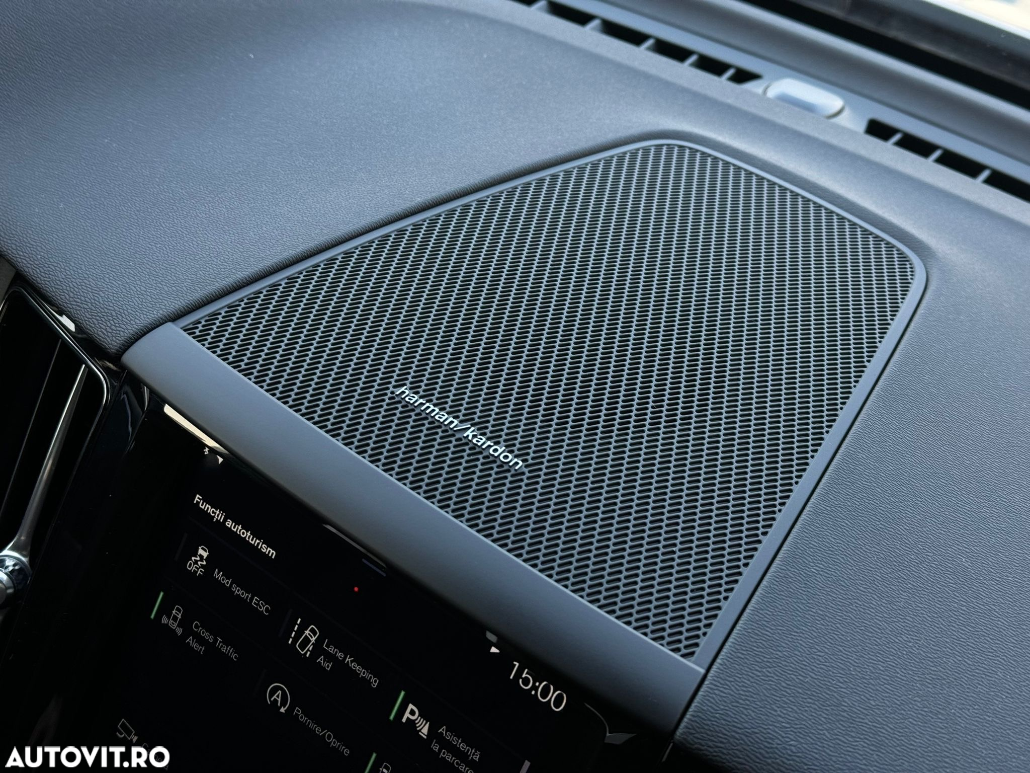 Volvo XC 60 D4 Geartronic Momentum Pro - 21