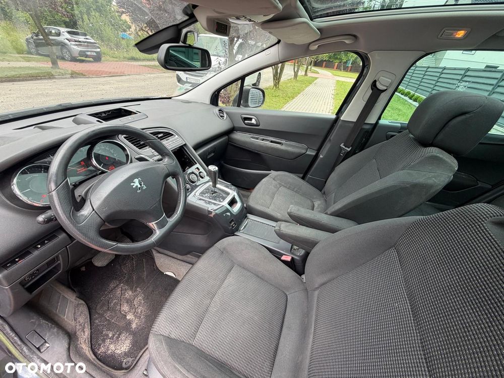 Peugeot 5008 - 10