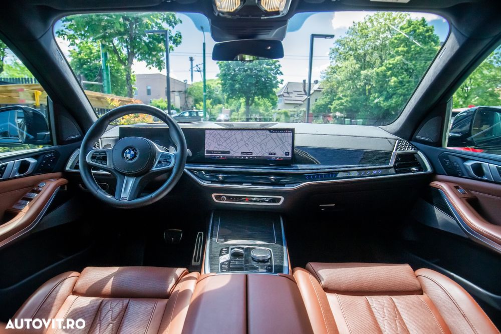BMW X7 xDrive40i - 13