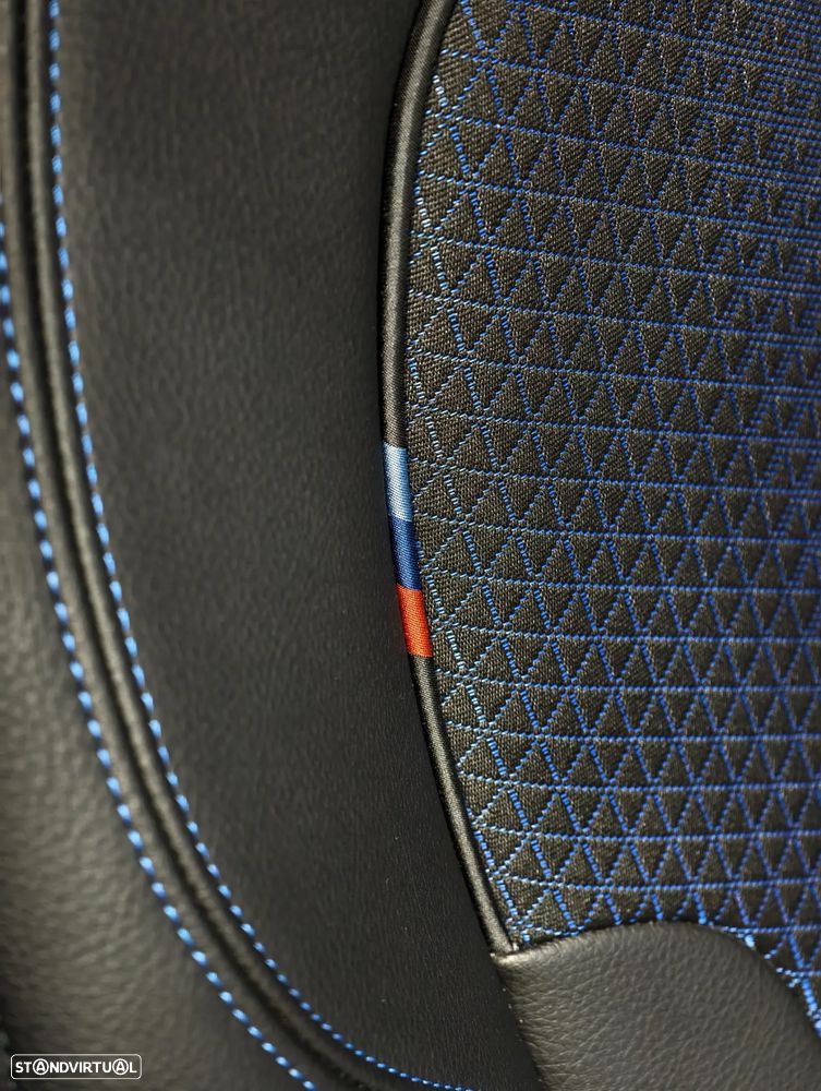 BMW 118 i Pack Desportivo M Auto - 25