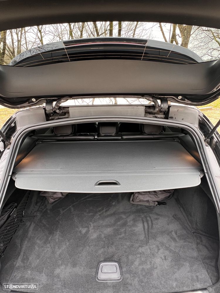 Mercedes-Benz EQC 400 4Matic AMG Line - 11