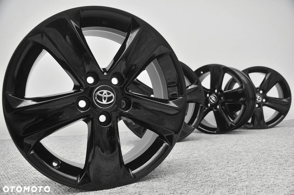Felgi 7x17 5x114.3 Toyota Corolla Avensis Camry RAV4 C-HR Auris HighLander - 1