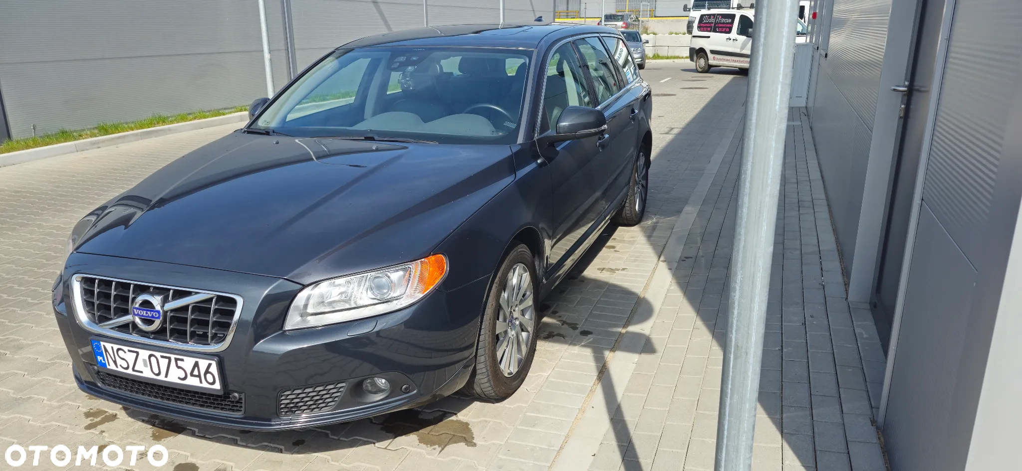 Volvo V70 D3 Summum - 5
