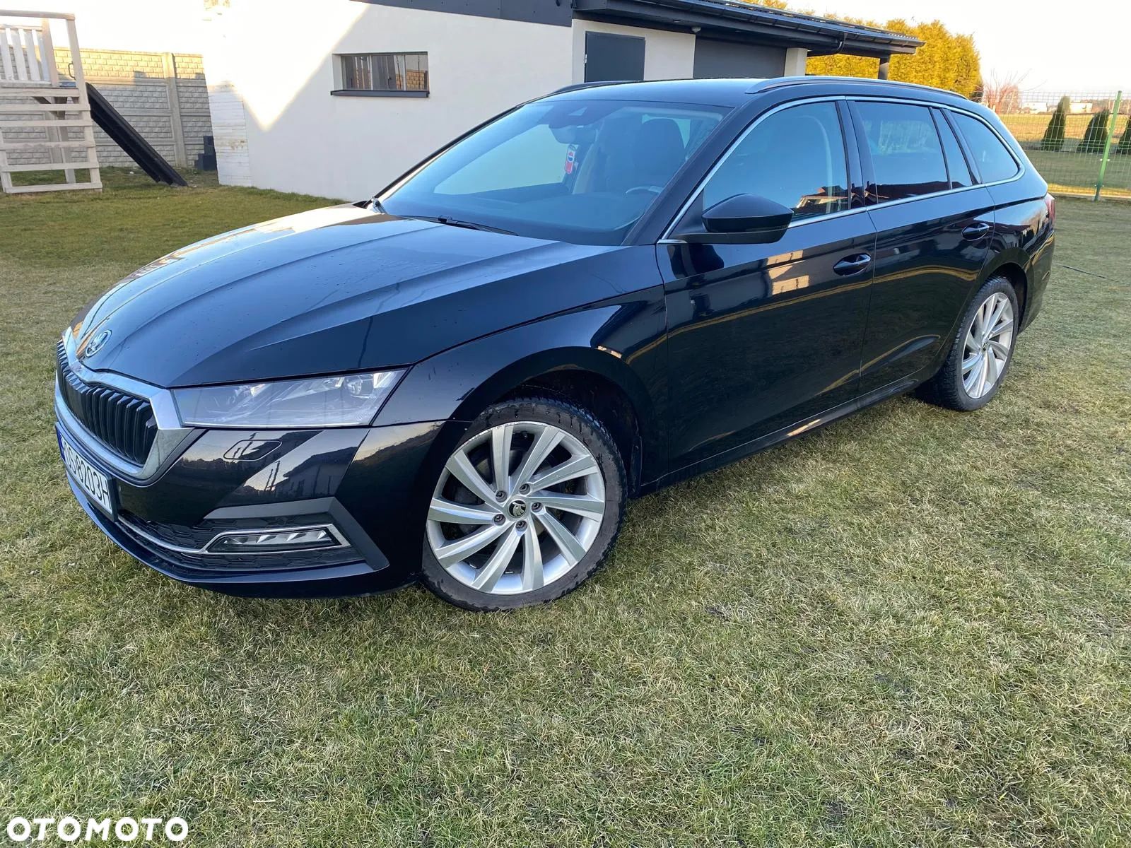 Skoda Octavia 2.0 TDI DSG Style - 1