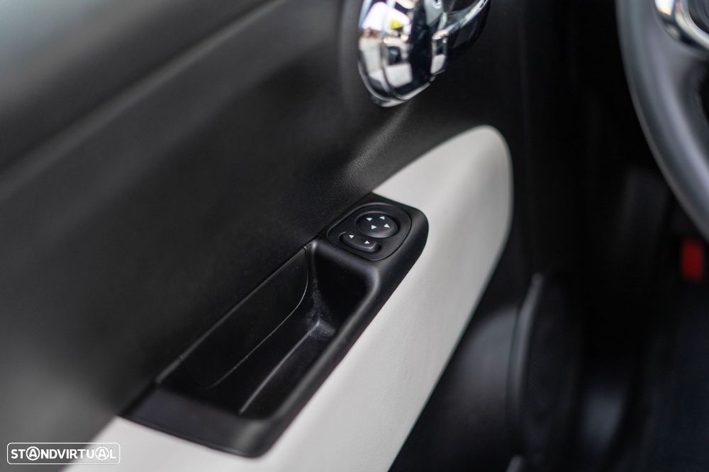 Fiat 500C 1.0 Hybrid Star - 34