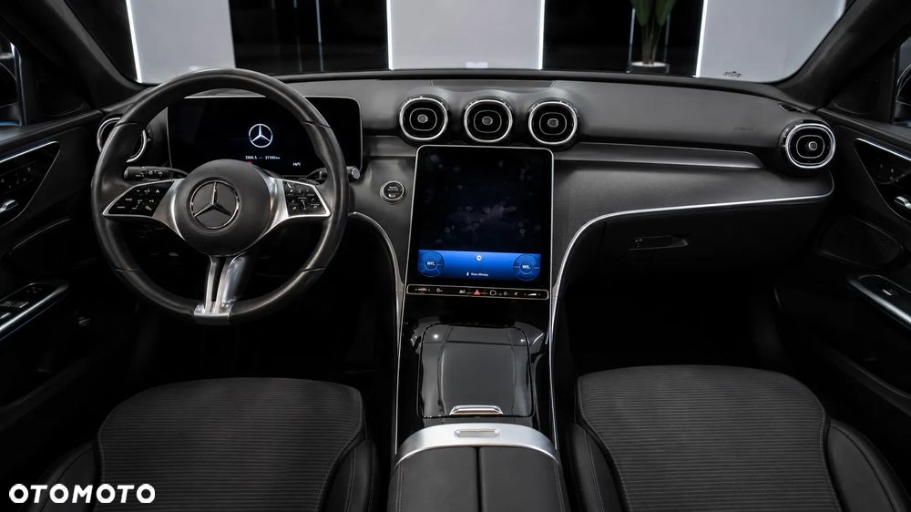 Mercedes-Benz Klasa C 180 mHEV Avantgarde - 4