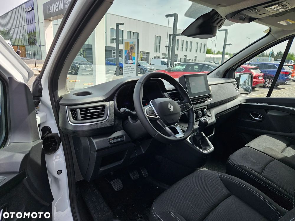Renault Trafic Furgon L2H1 2.0dCi 130 KM - 14