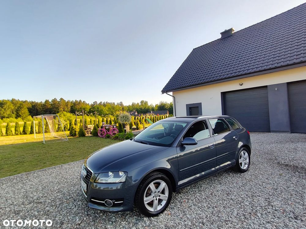Audi A3 Sportback 1.6 Ambiente - 27