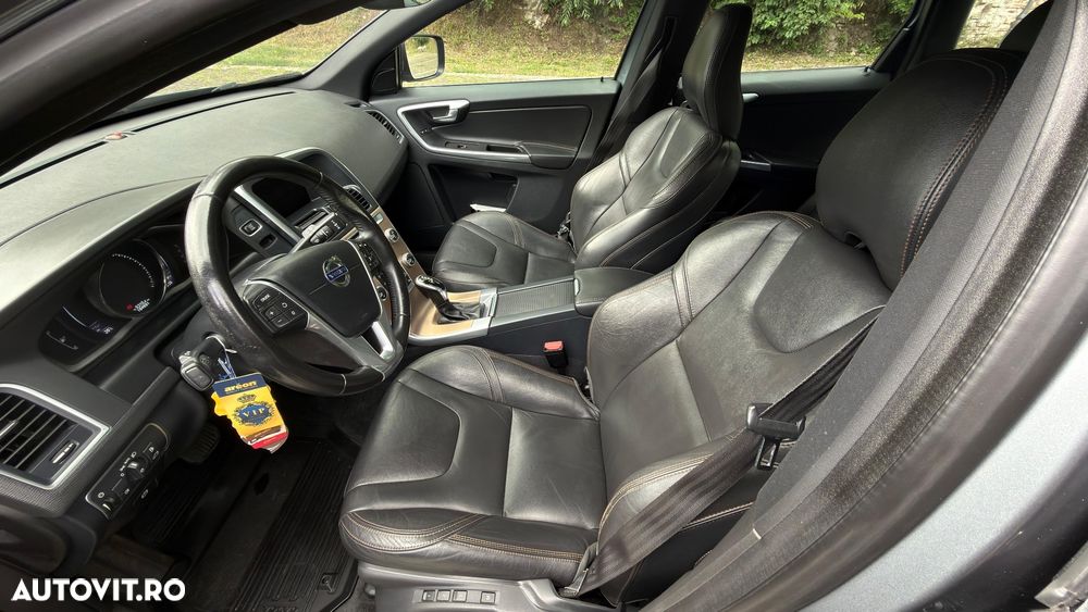 Volvo XC 60 D4AWD Kinetic - 10