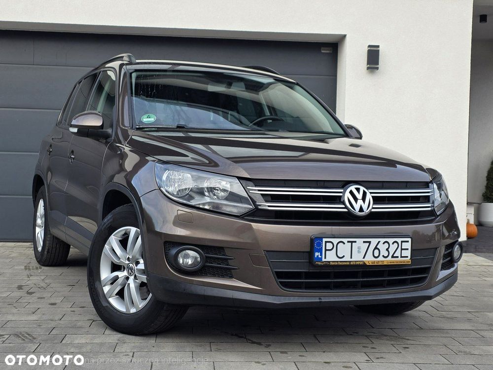 Volkswagen Tiguan - 1