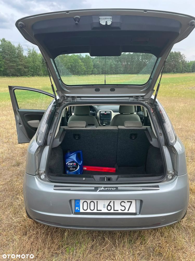 Fiat Grande Punto - 13