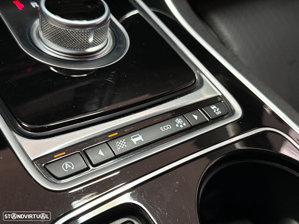 Jaguar XE 2.0 D Portfolio Aut. - 11