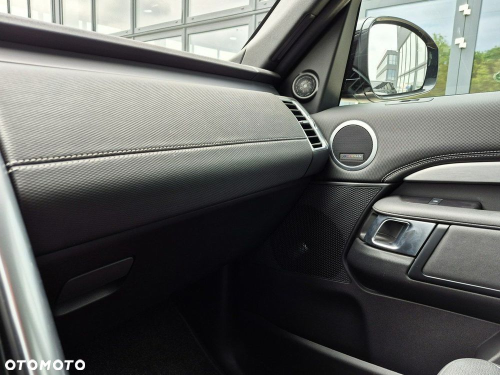 Land Rover Discovery - 35