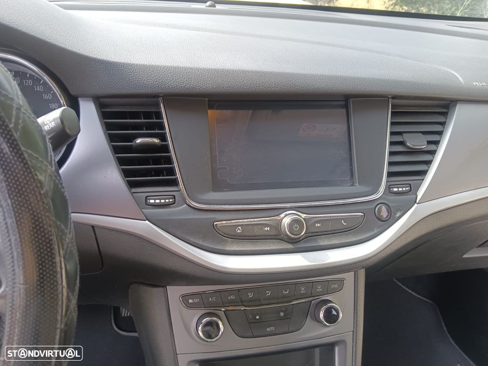 Opel Astra Sports Tourer - 6