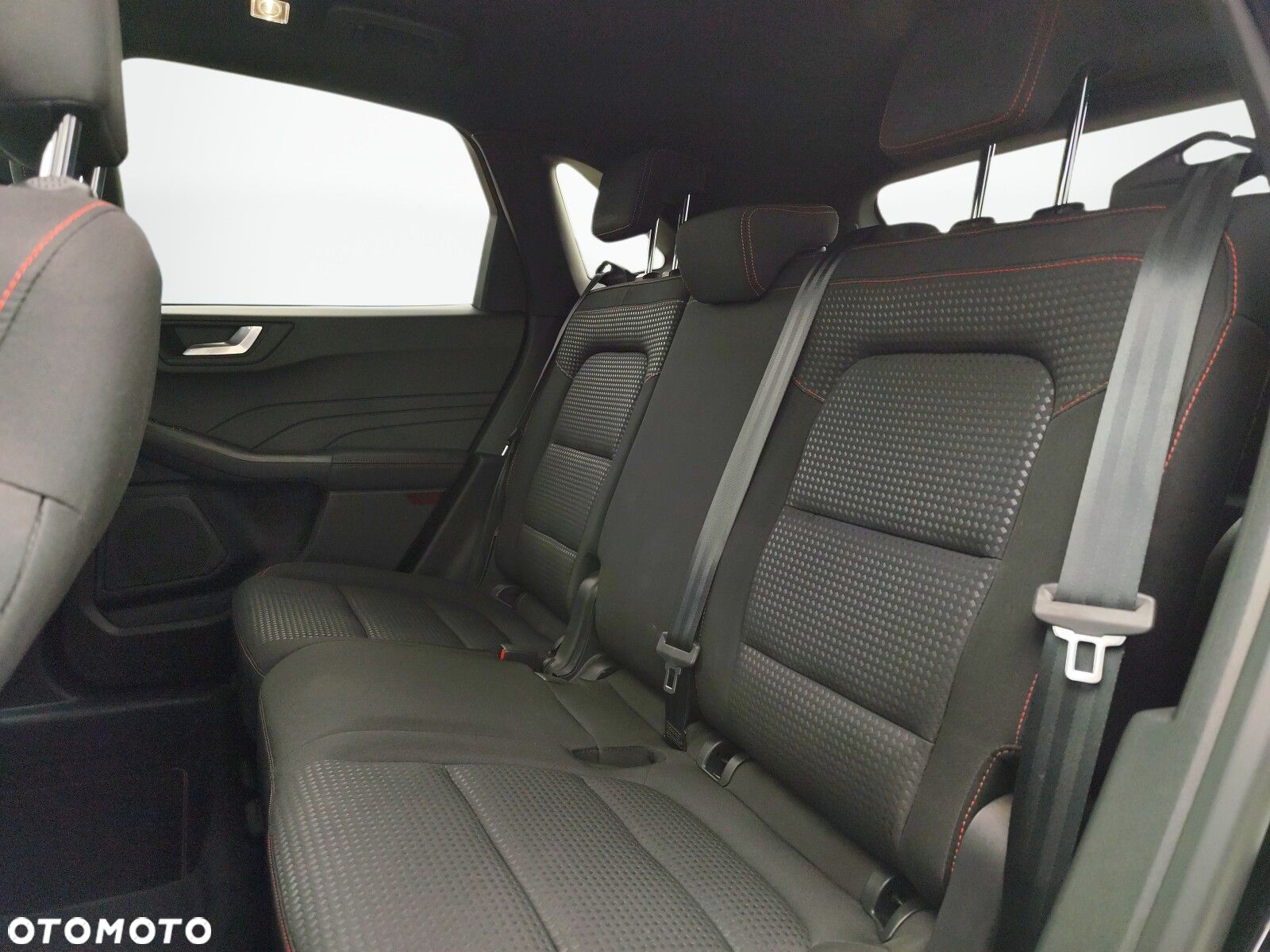 Ford Kuga - 13