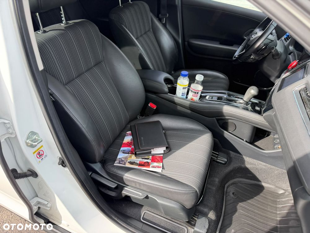 Honda HR-V 1.5 Executive (ADAS) CVT - 17