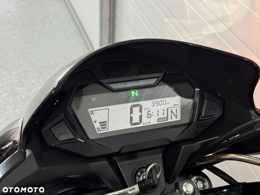 Honda CBF - 24