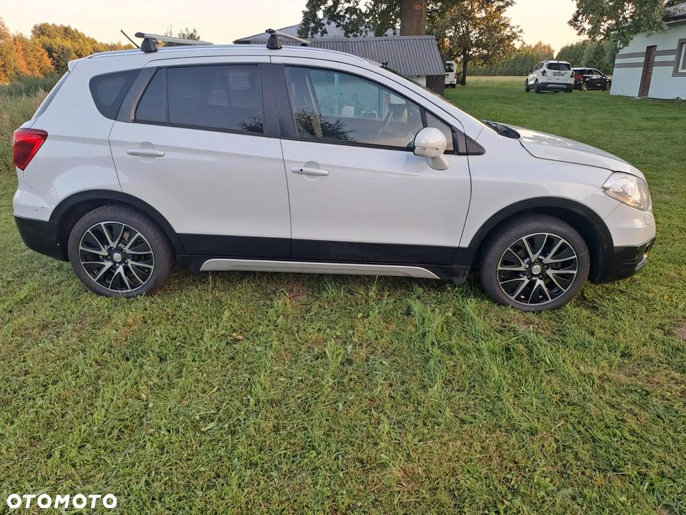 Suzuki SX4 S-Cross 1.6 VVT CVT 4x4 limited - 4