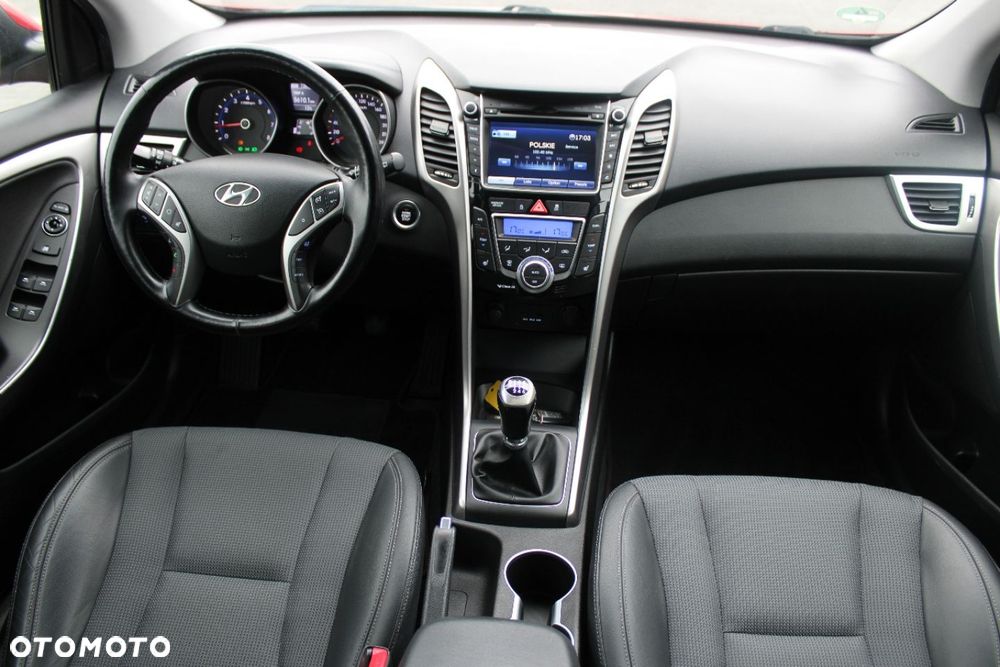 Hyundai i30 - 25