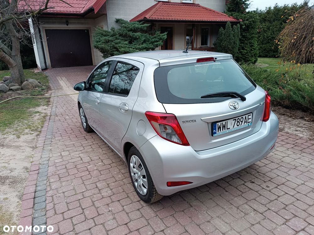 Toyota Yaris 1.33 Dynamic - 3