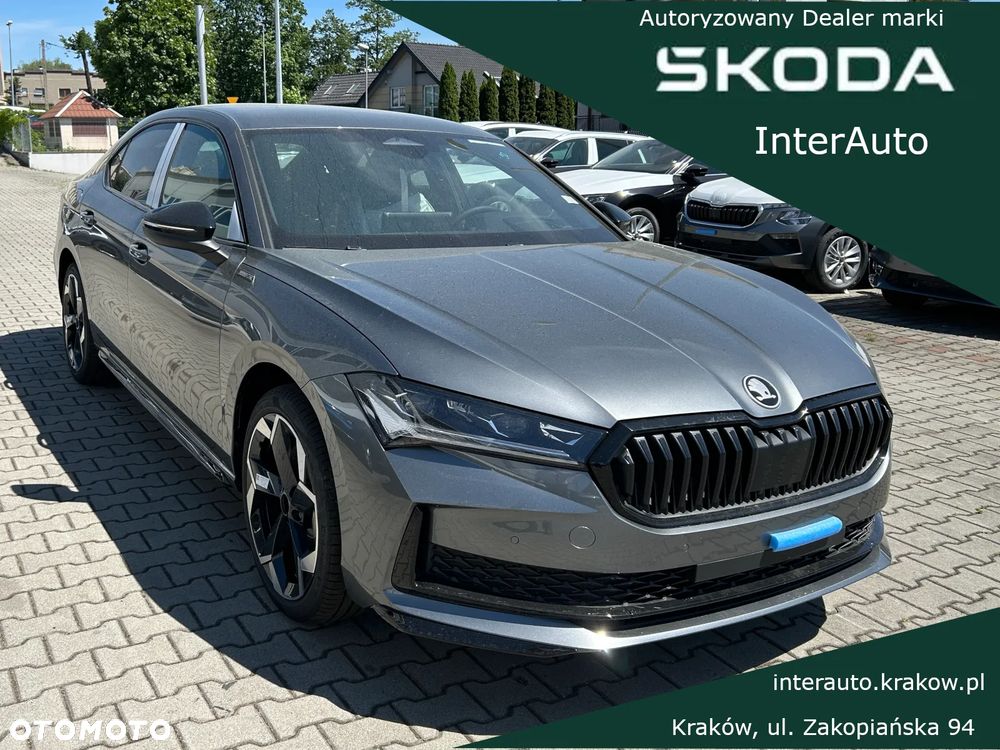 Skoda Superb 2.0 TDI SCR 4x4 Sportline DSG - 2
