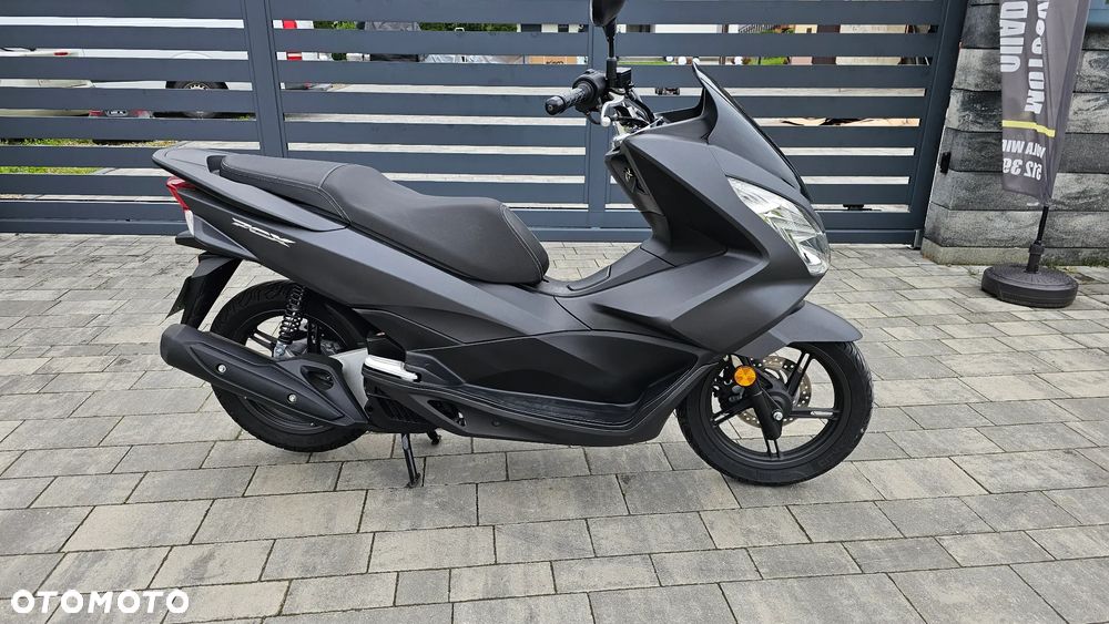Honda PCX - 12