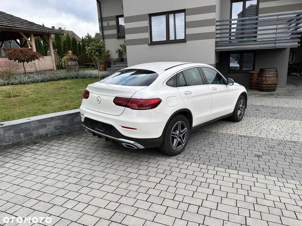 Mercedes-Benz GLC 300 4Matic 9G-TRONIC AMG Line Plus - 6